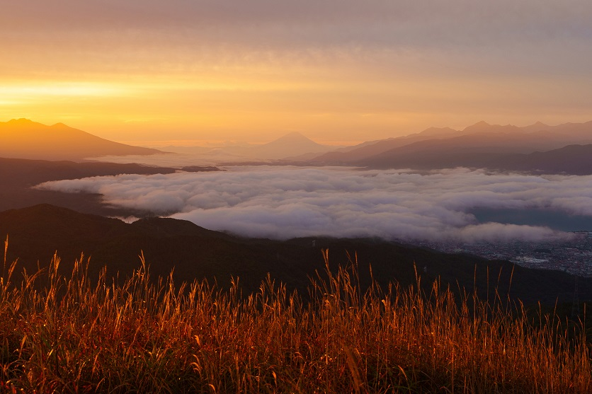 Beautiful sea of clouds
