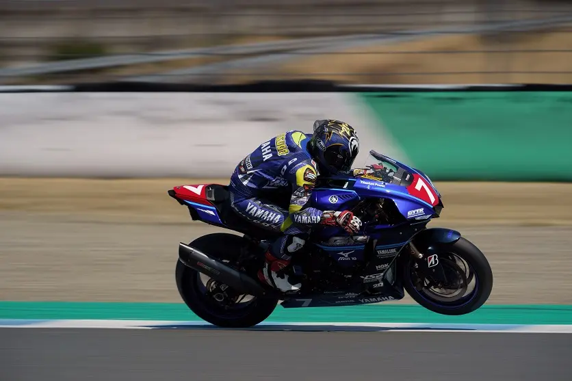 Creating a sense of dynamism with panning shots