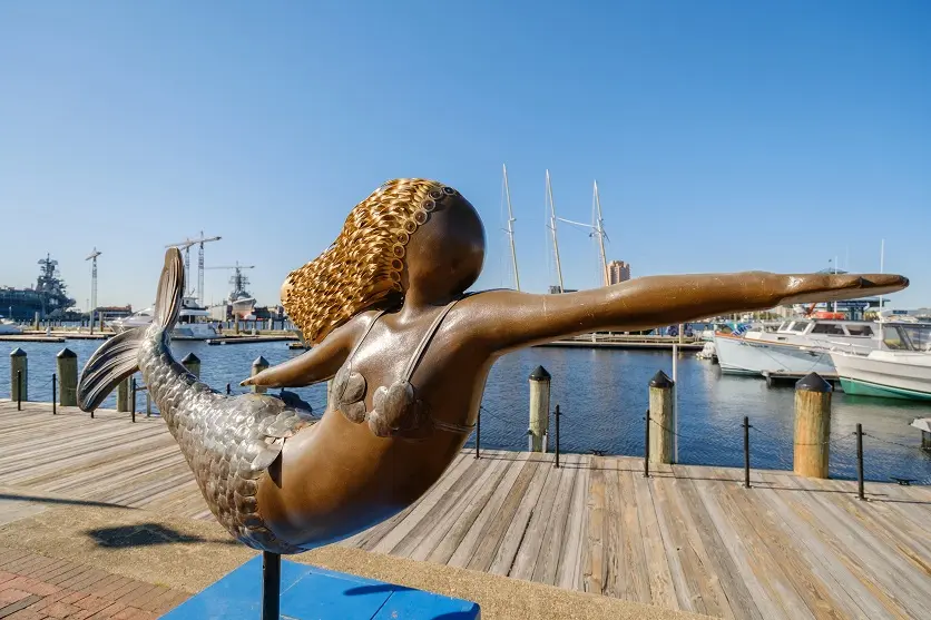 Statues and objects