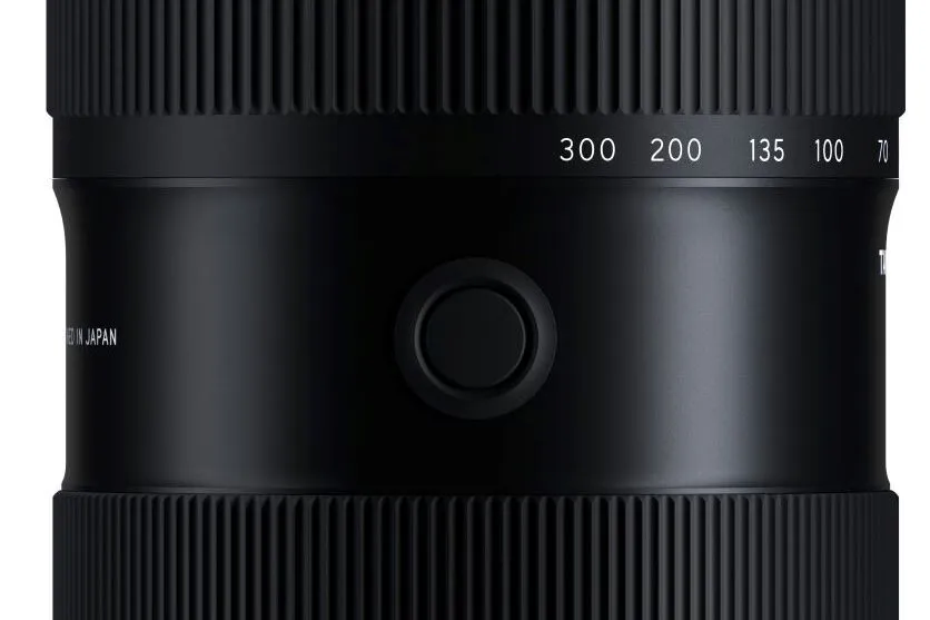 タムロン 50-300mm F/4.5-6.3 Di III VC VXD (Model A069)